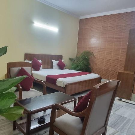Hotel Har Ki Pauri By Around Stays Haridwār Exterior photo