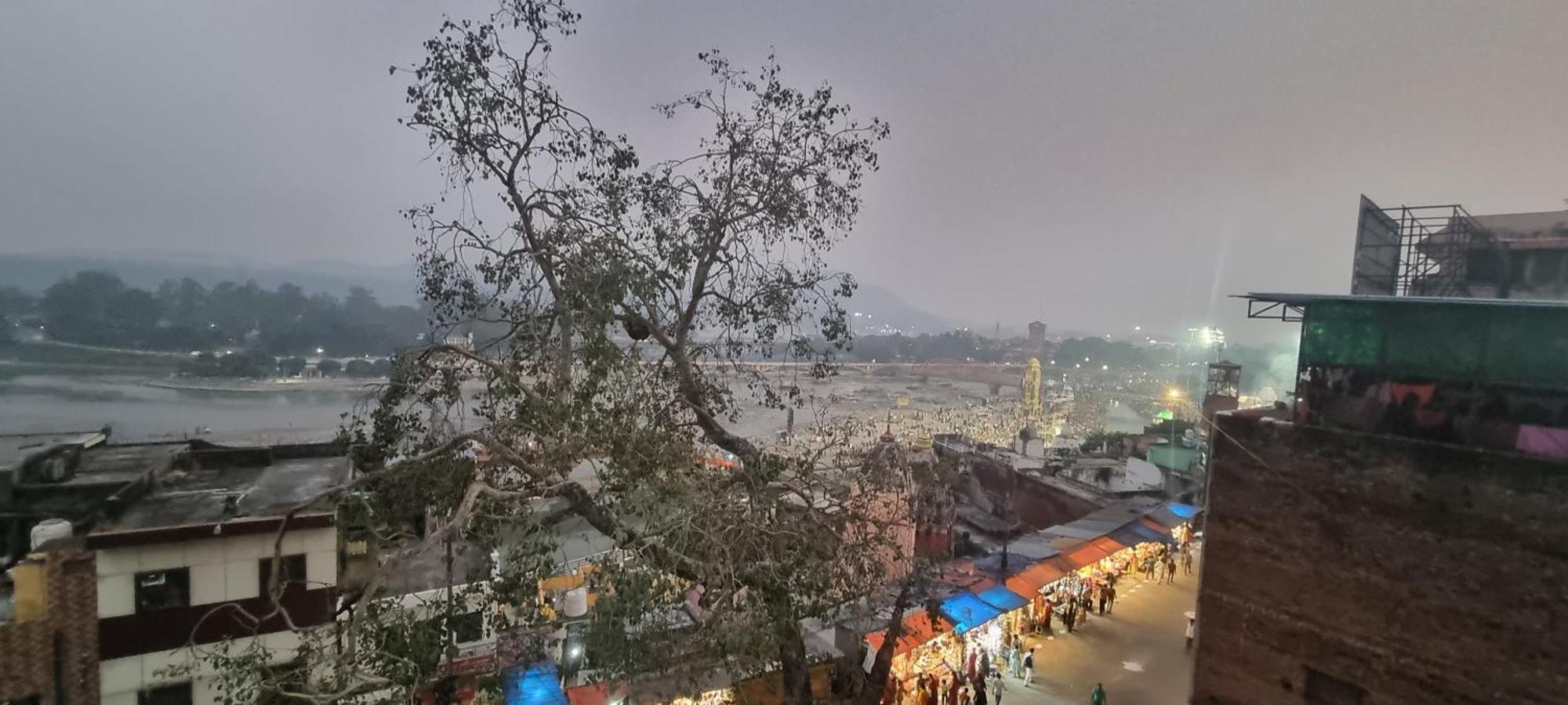 Hotel Har Ki Pauri By Around Stays Haridwār Exterior photo