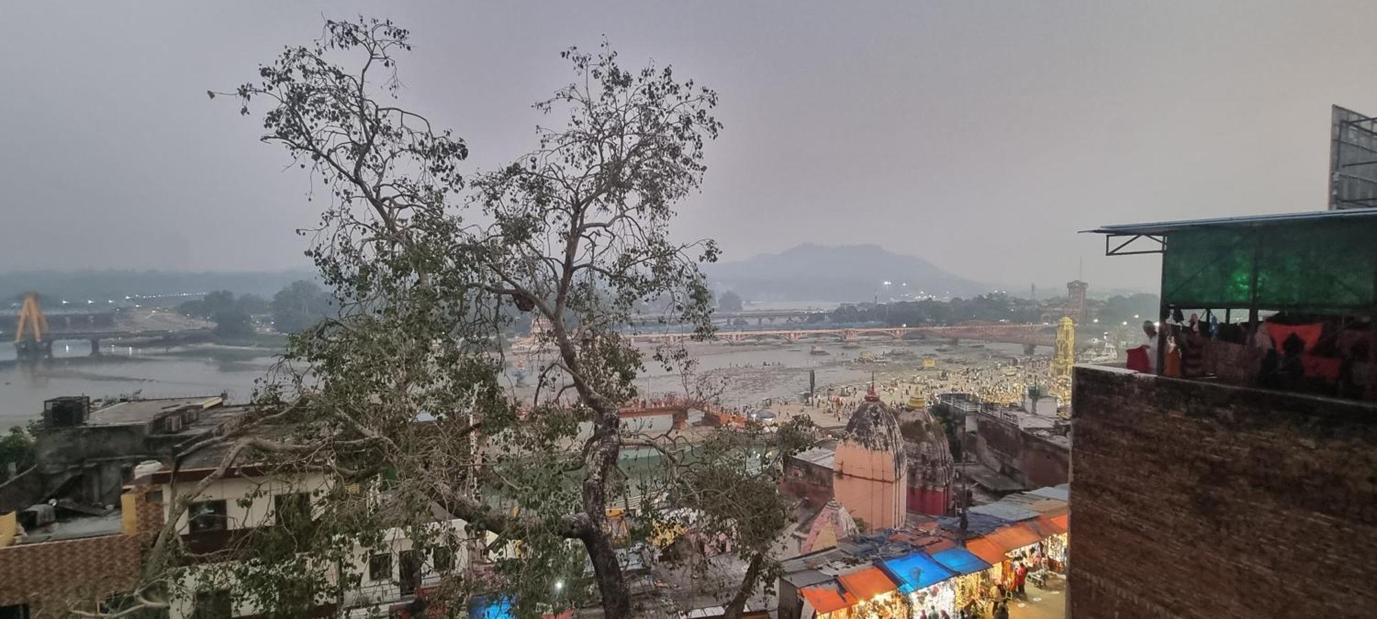 Hotel Har Ki Pauri By Around Stays Haridwār Exterior photo