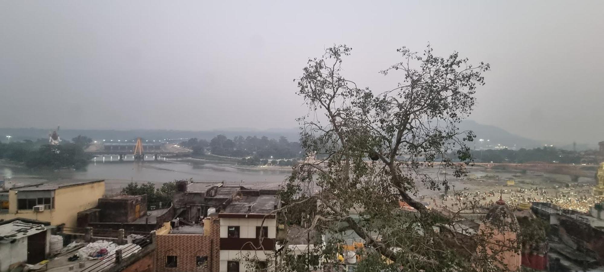 Hotel Har Ki Pauri By Around Stays Haridwār Exterior photo